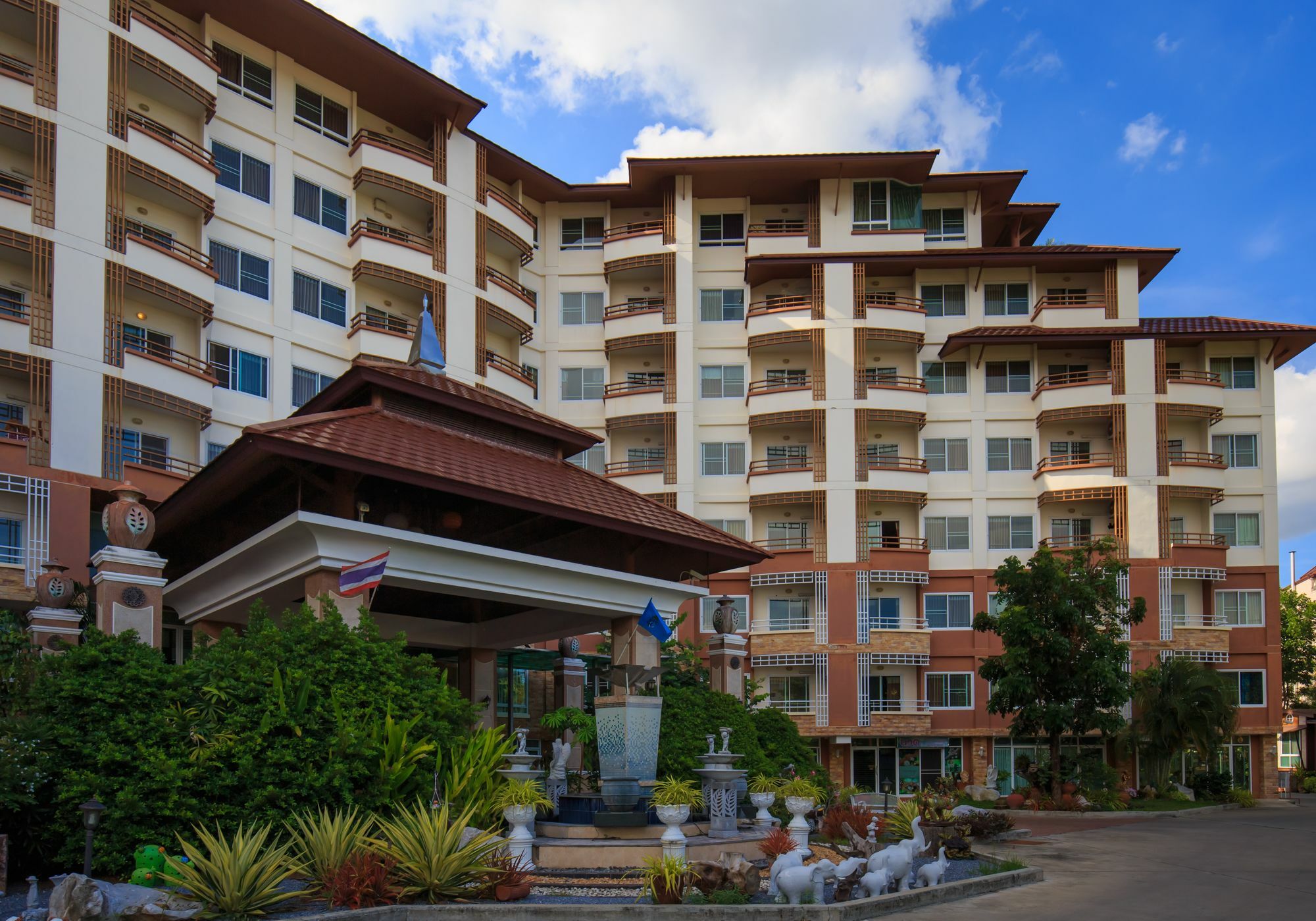 Nakhonratchasima Kwanruen Resort מראה חיצוני תמונה