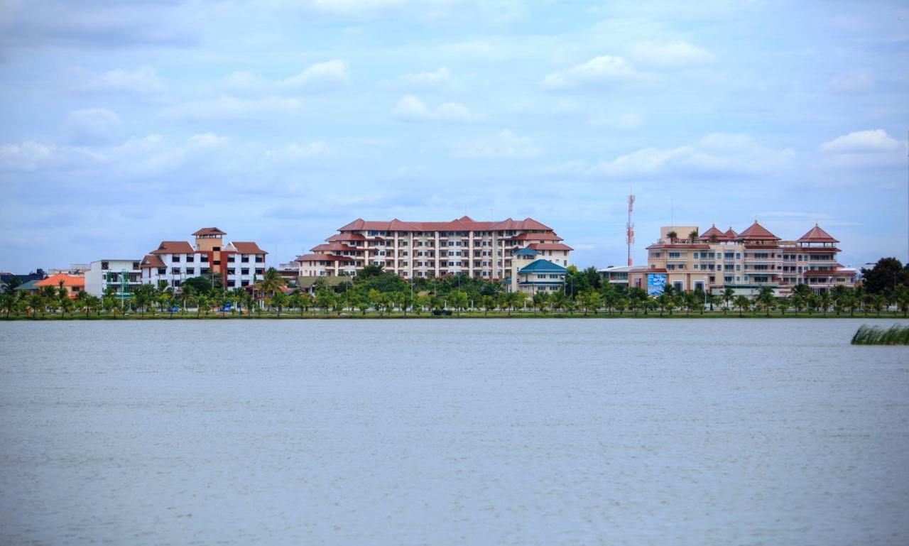 Nakhonratchasima Kwanruen Resort מראה חיצוני תמונה